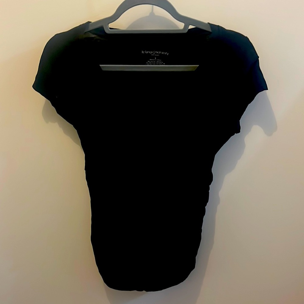 Black T-shirt maternity